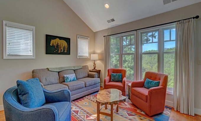 Foscoe Condominio | Evergreens 731- Mountain Condo, Gated Resort, Indoor/Outdoor Pools and Hot Tub, Fitness Area, Fis...