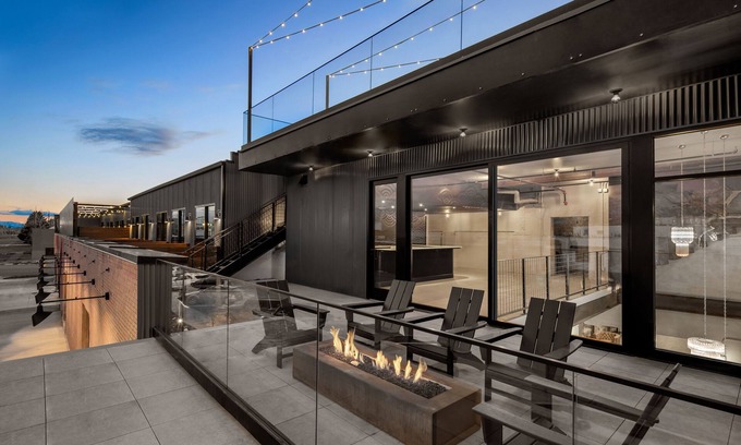 People's Freeway Hotel | evo Hotel Salt Lake City