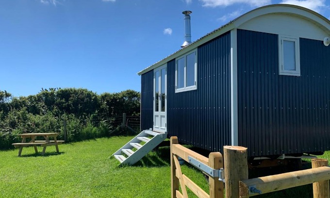 Saint Erth Praze Otro | Ewe With A View Sea View Shepherds Huts