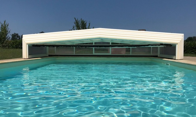 Cendrieux Casa | Piscina climatizada y jacuzzi