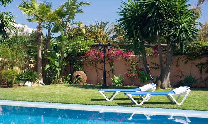 Puerto Banus Villa | Villa exclusiva El Messidor con piscina privada, 2ª línea de playa