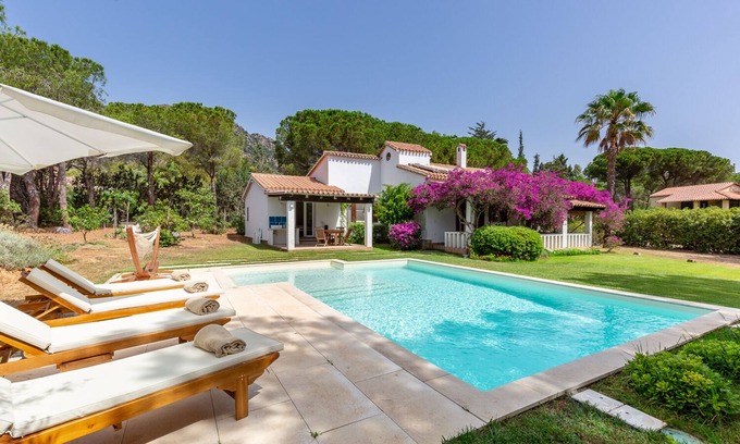 Santa Margherita di Pula Villa | Exclusiva villa Santa Margherita di Pula 3 dormitorios 2 baños zona deportiva playa