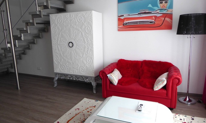 Damnatz Apartamento | Equipado exclusivamente vacaciones Apartamento de diseño del dique.