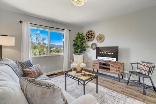 Central Colorado Springs Casa | Executive Rental 30 day w Wifi & FirePit & BBQ