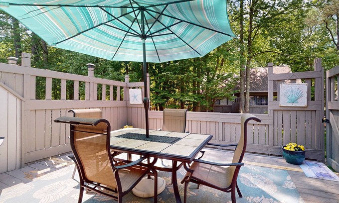 Bethany Beach Condominio | Experience fun at Sea Colony Bethany Beach - beach, tennis, & pickleball