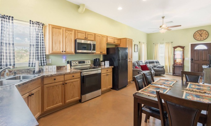 Tombstone Casa | Experience the Wild West in Style: Unforgettable Getaway in Tombstone, Arizona!!