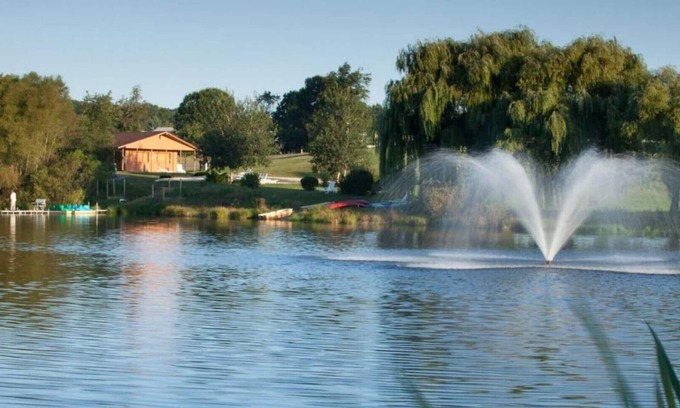 Wisconsin Dells Complejo | Experience Year-Round Family Fun at Christmas Mountain Village – 2 Bedroom Villa