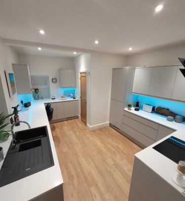 Exmouth Apartamento | Explore East Devon from here.