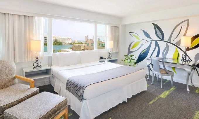 Miramar Hotel | Explore the Best of San Juan from a Comfortable Space Near Lagoon