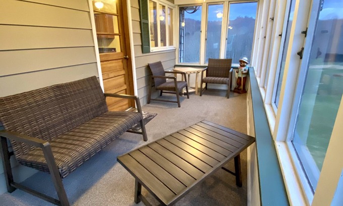 Normalville Casa | El Mill Run Manor / CAÍDA DEL AGUA HERMOSA POR MANSION