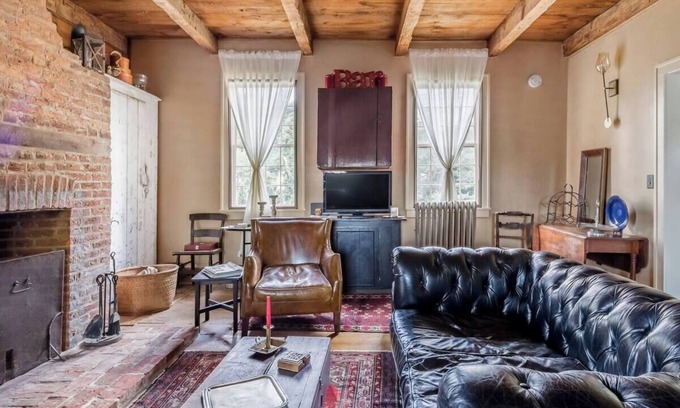 Coxsackie Otro | Explore the Woodland Areas at Circa 1804 Farmhouse