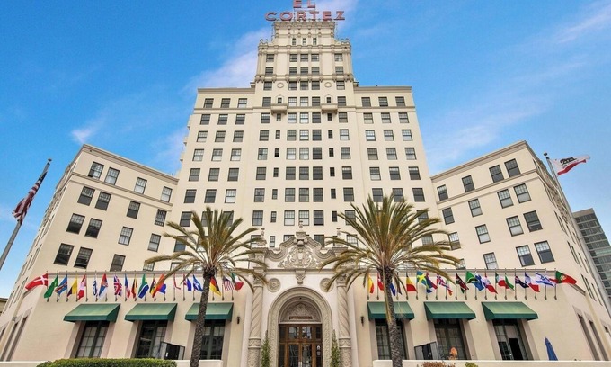 Cortez Hill Condominio | Exquisite Apt. in Historic El Cortez Building with Scenic Views of Balboa Park