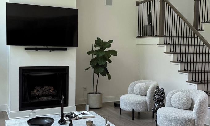 Cliftondale Casa | Exquisitely Decorated Spacious 4-bedroom Home close to Airport