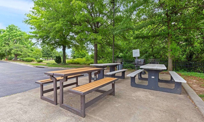 Linthicum Heights Hotel | Extended Stay America Select Suites Baltimore BWI Airport