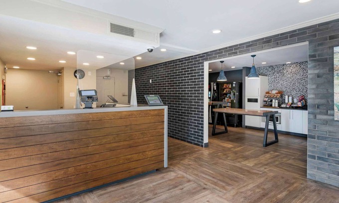 East San Mateo Hotel | Extended Stay America Suites San Francisco San Mateo SFO