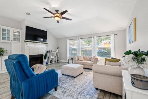 Highland Village Casa | Extended Stay Fun Outdoor Games, Gym, BBQ, Dining