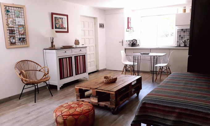 Ceret Apartamento | F2 on the ground floor in Céret (66) in a haven of peace 30 minutes from Racou beach