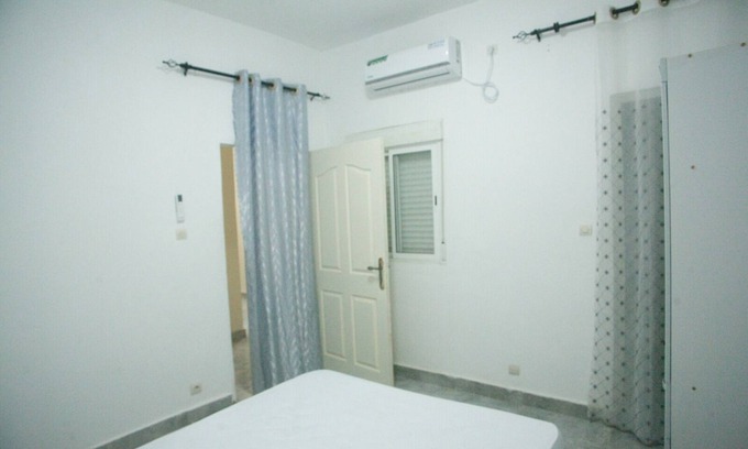 Pointe des Almadies Apartamento | F3 Climatisé et Très Agréable