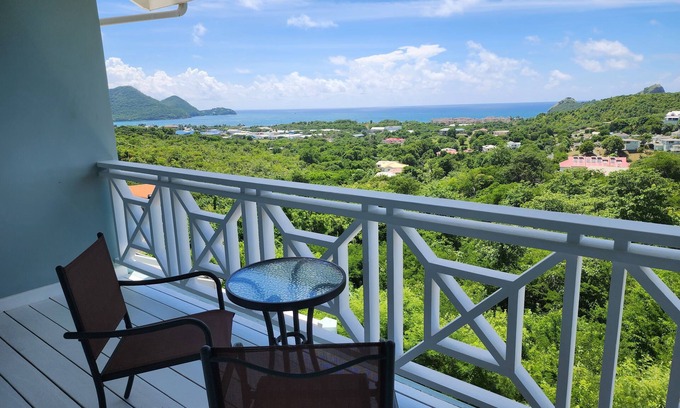 Gros Islet Apartamento | Fab Lux 2 - 2 bedrooms Apartment in Gros Islet with excellent Island sea view.