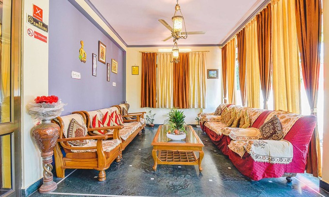 Sindhi Camp Hotel | Fabexpress Anuja