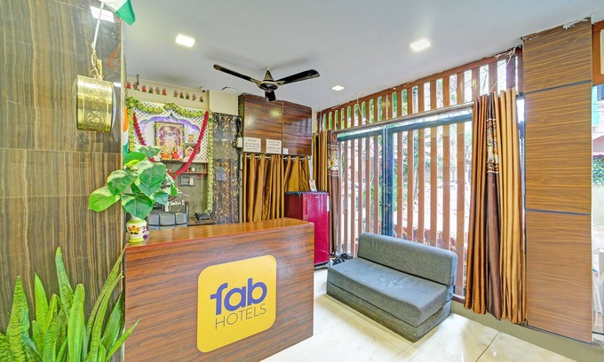 Indore Hotel | Fabhotel Grand Stay Ambedkar Nagar