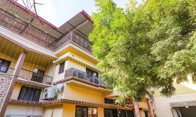 Allahabad Hotel | Fabhotel Harmony