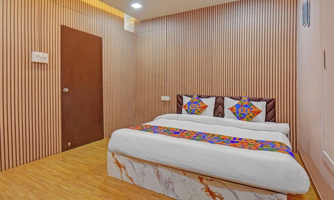 Pune Hotel | Fabhotel The Heaven