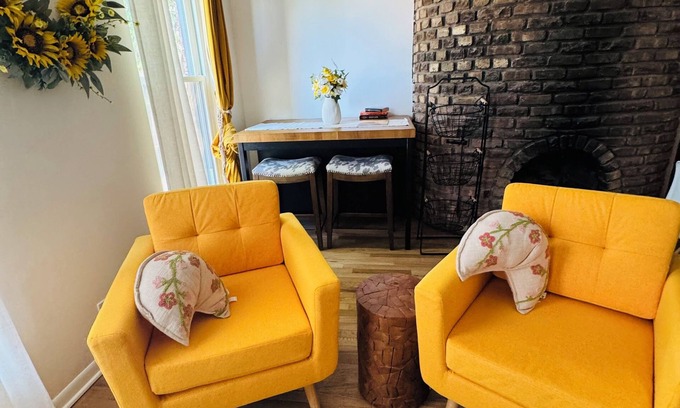 Sheffield and DePaul Apartamento | Fabulous 2-bedroom apartment with AC in Chicago