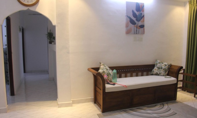 Milagiriya Apartamento | Fabulous 4-bedroom apartment with AC in charming Colombo