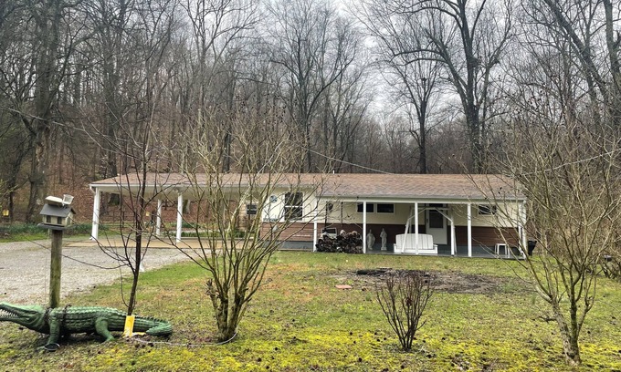 Elco Cabina | Fabulous cabin with AC in charming Tamms