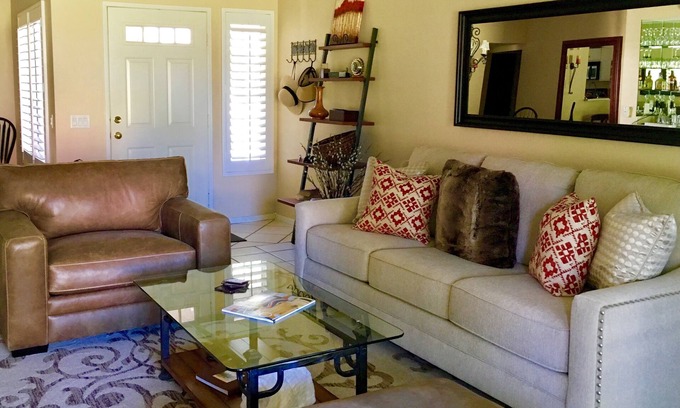 Palm Desert Villa | ¡Fabuloso Desert Falls Country Club! Hermosa villa de nivel inferior - Golf, tenis!