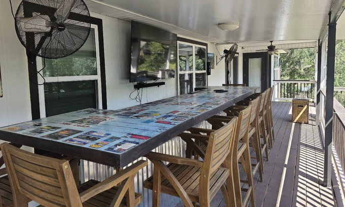 Middleburg Casa | Fabulous Home on the Black Creek, firepit, water access, great views, outdoor bar, pool table, darts