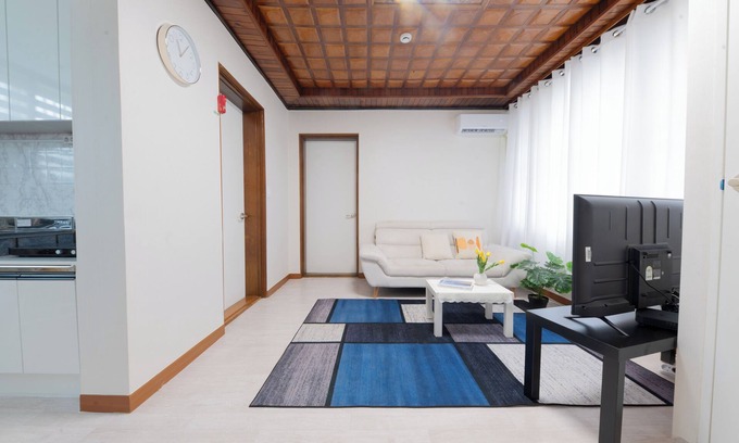 Pyeongtaek Casa | Fabulous house with AC in charming 평택시