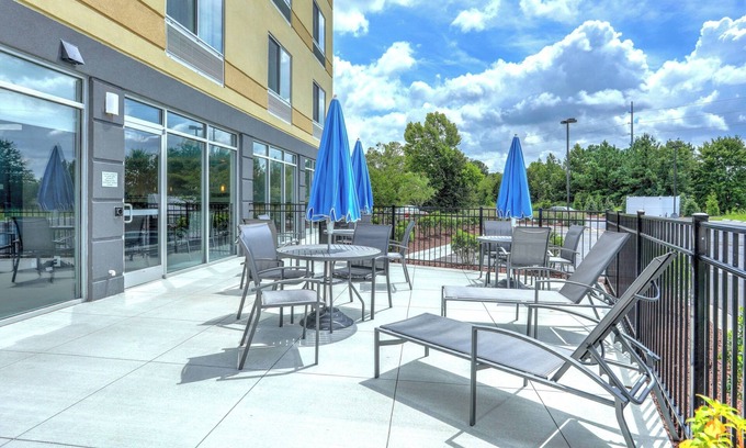 Greenville Hotel | Fairfield Inn & Suites by Marriott Greenville
