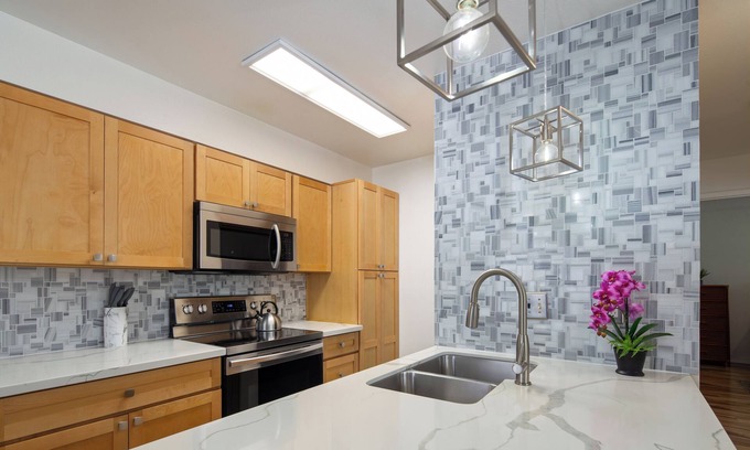 Waikoloa Condominio | Fairway Terrace#H208 Top Floor, Beautifully Remodeled condo, Heated Pool