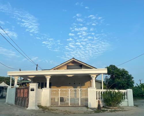 Keladong Casa | FAKIH Homestay