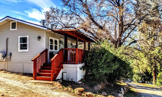 Pauma Valley Cabina | Falcon's Chalet- Cabin