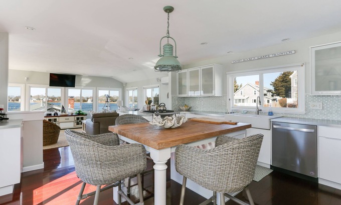 Pocasset Casa | Perfecto otoño escapada Cottage!