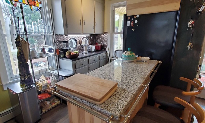 Frederick Casa | Frederick MD, Downtown Walkable, History, Arts Brew, Sleeps 2/6, OSP, Pet OK