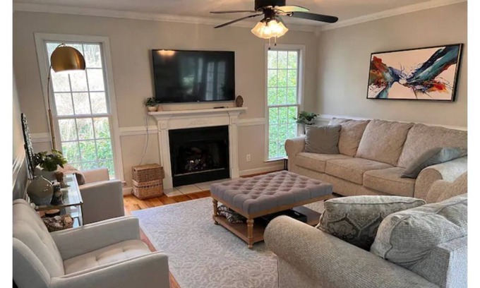 Royal Pines Casa | Family and friends forest getaway close to DT