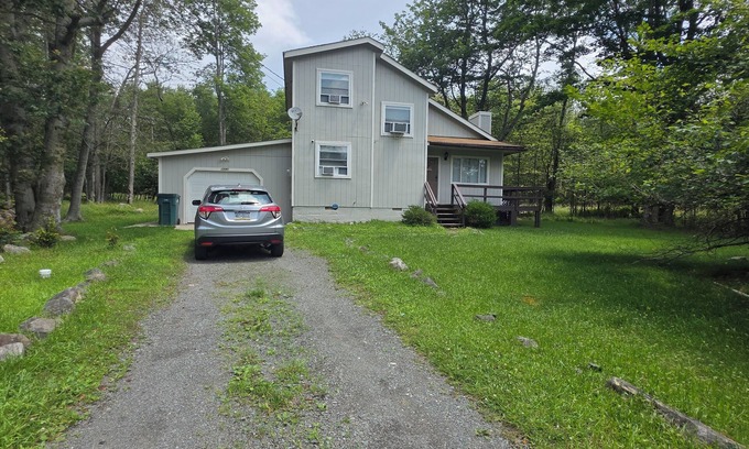 Tobyhanna Casa | Family and Workation Retreat