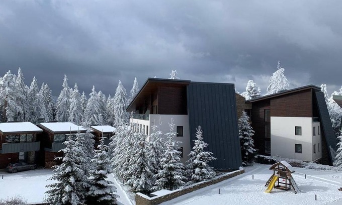 Maritsa Apartamento | Family Apartment in complex Euphoria, Borovets