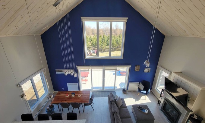 Saint-Michel-des-Saints Chalet De Esquí | Family time in the great outdoors! Easy access to local attractions.