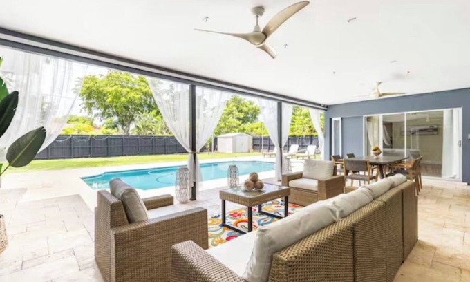 Plantation Casa | "Oasis 4-Dorm, 3-Baño: Piscina Cerca de Miami"