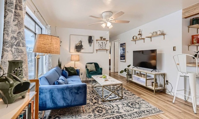 Lamar Heights Area Casa | Family-Friendly 4BR w/ 2 Kitchens, Yard & Office Near Denver Parks