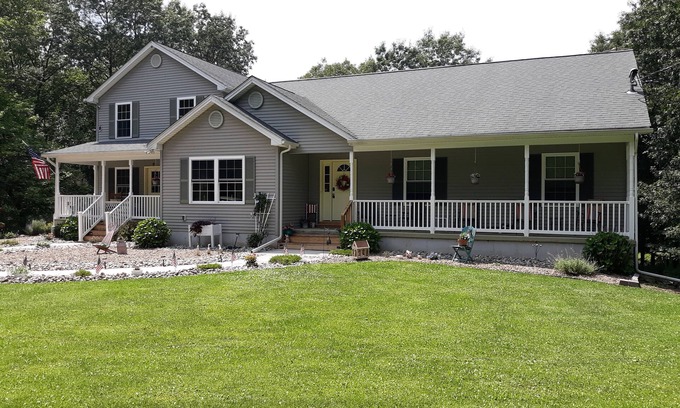Jim Thorpe Casa | Family friendly Adventure at your door step biking, rafting and butterfly house