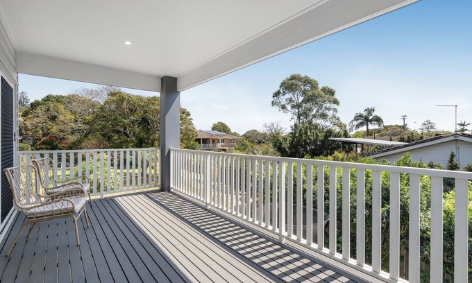 Wavell Heights Casa | Family-Friendly House with Courtyard Retreat
