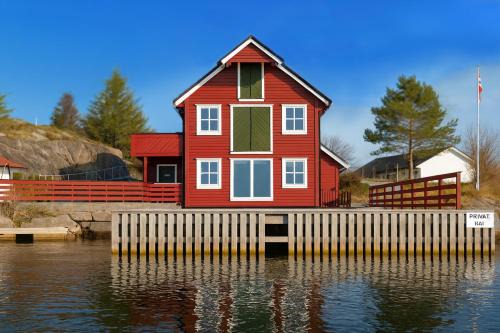 Herdla Casa | Family-friendly Cabin with pier - Herdla to Bergen - 40 min