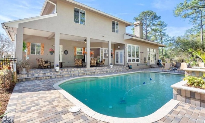 Longwood Casa | Family-friendly estate in quiet Orlando neighborhood - pool, patio, space!