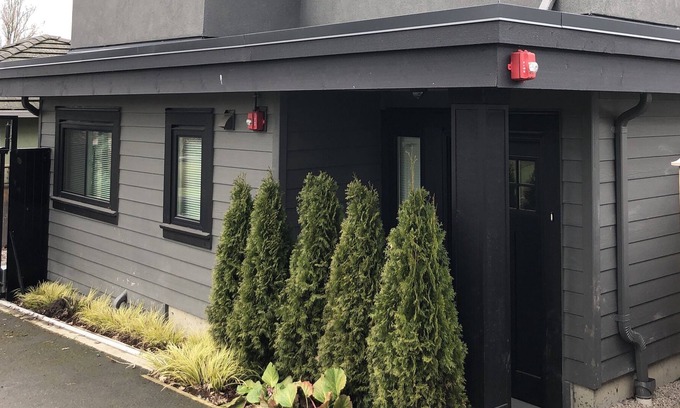 Renfrew-Collingwood Casa | Family friendly house w/ Park & Mountain View